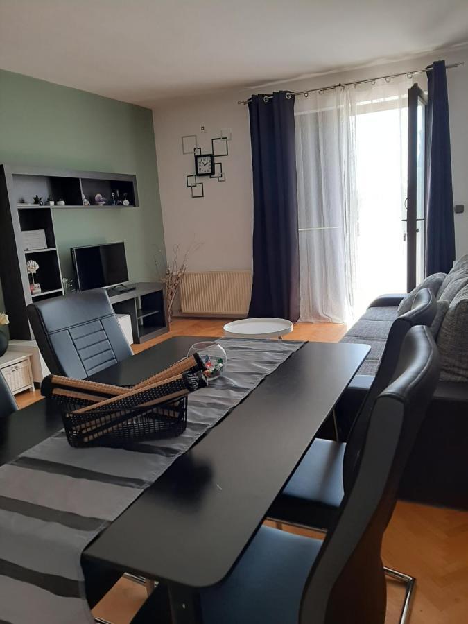 Apartment Mihael And Melani